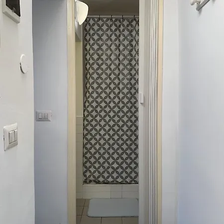 Mansarda Garibaldi 11 Apartment *